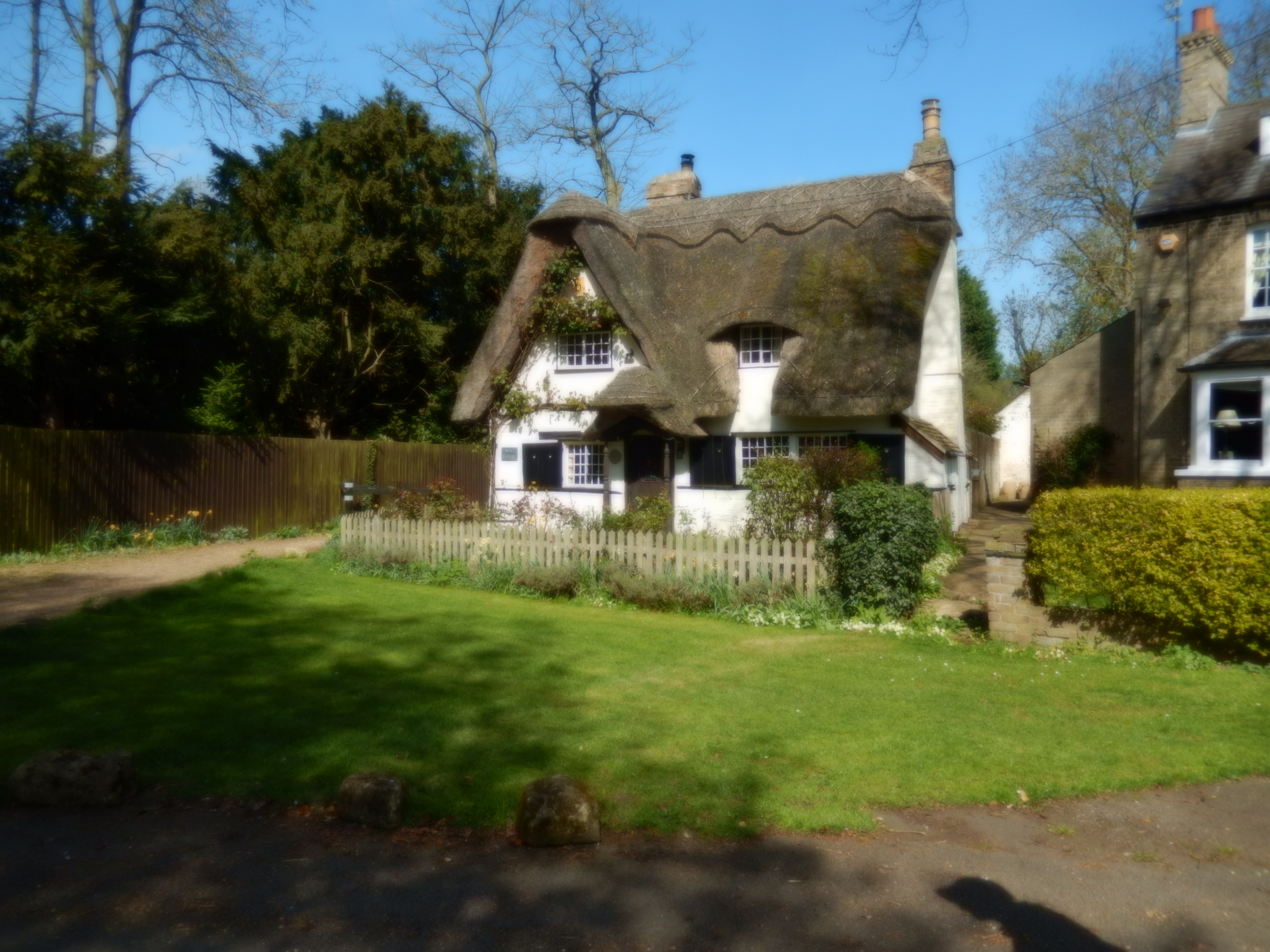Thatched cottage at Houghton