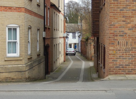 Royal Oak Passage Huntingdon