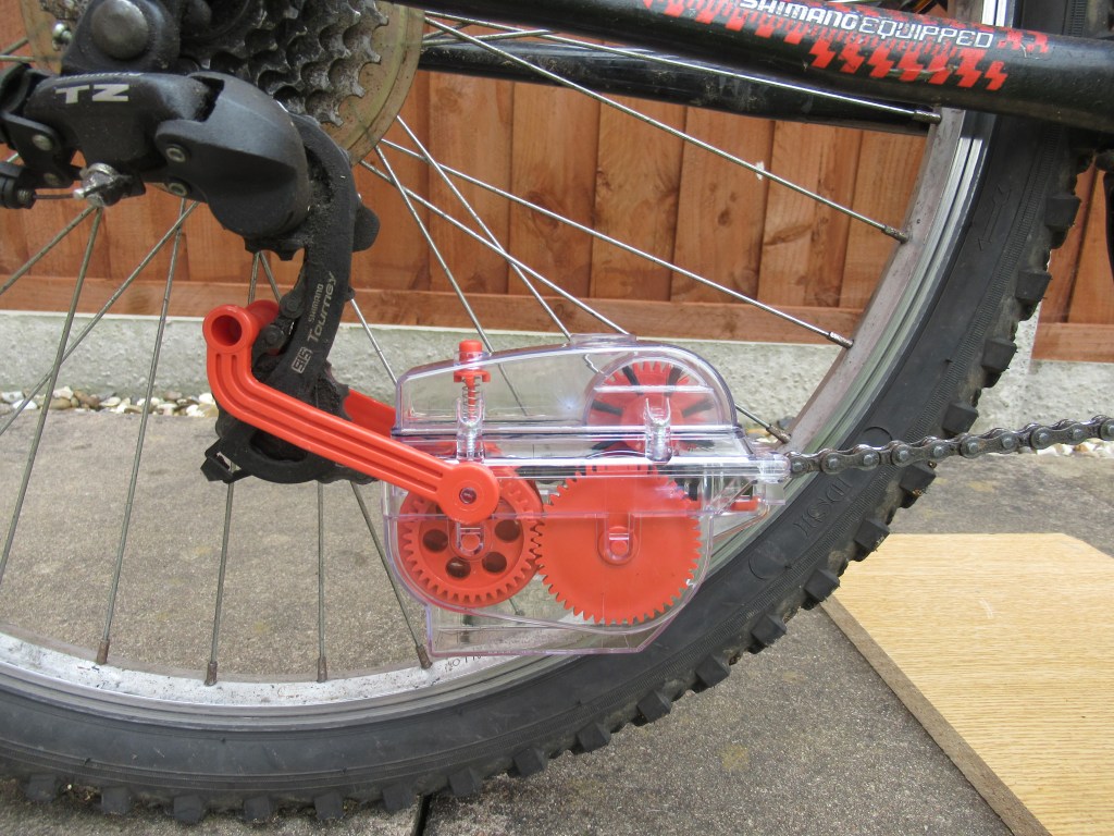 Cycle Chain cleaning machine