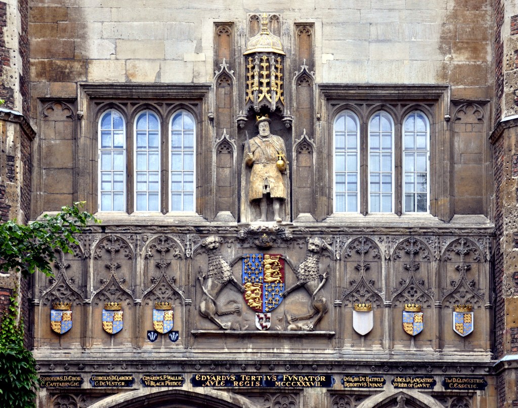 Cambridge_Trinity_College_Great_Gate_2011_detail